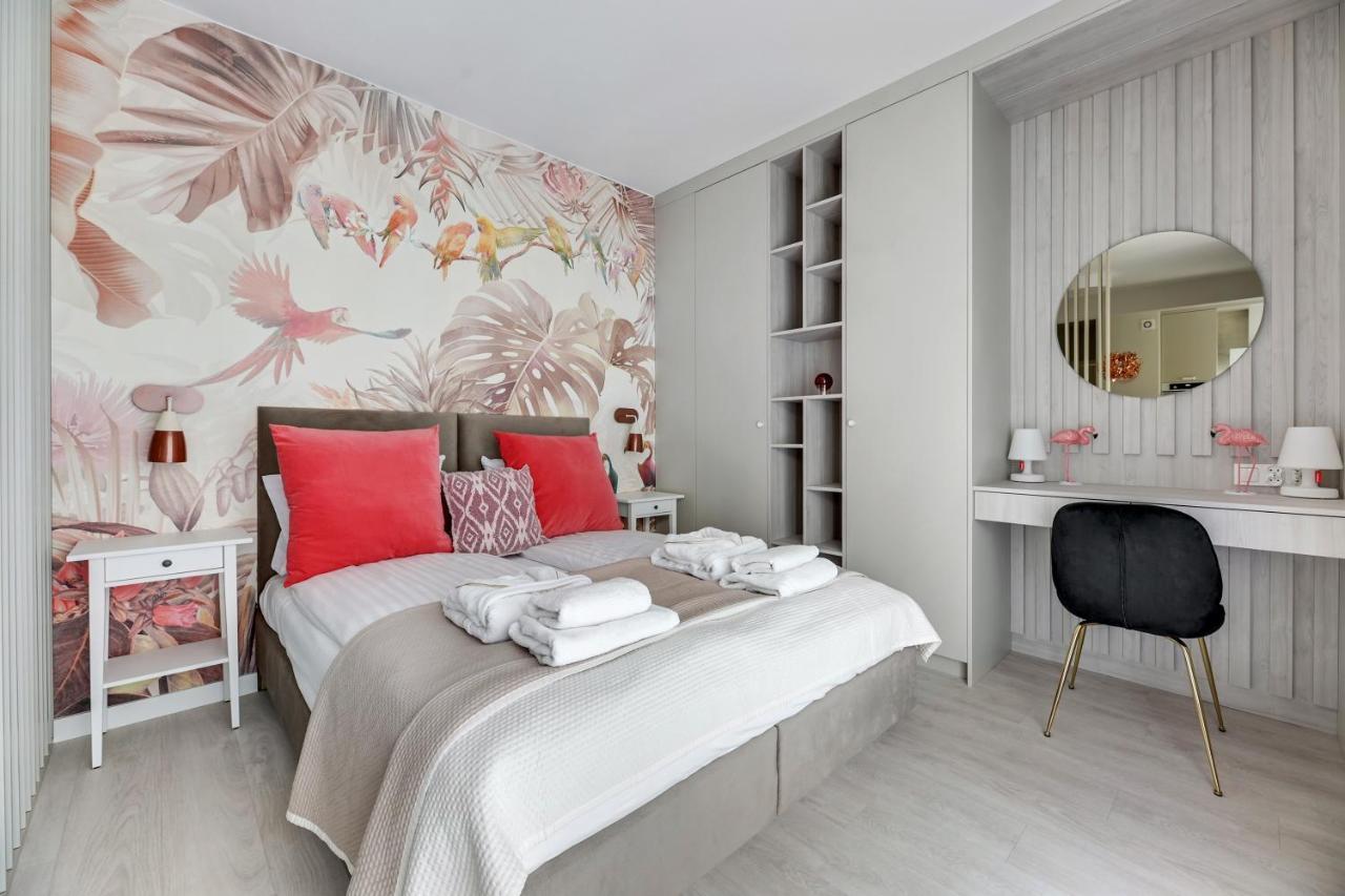 Lion Apartments - Monte Carlo Collection With Parking 索波特 外观 照片